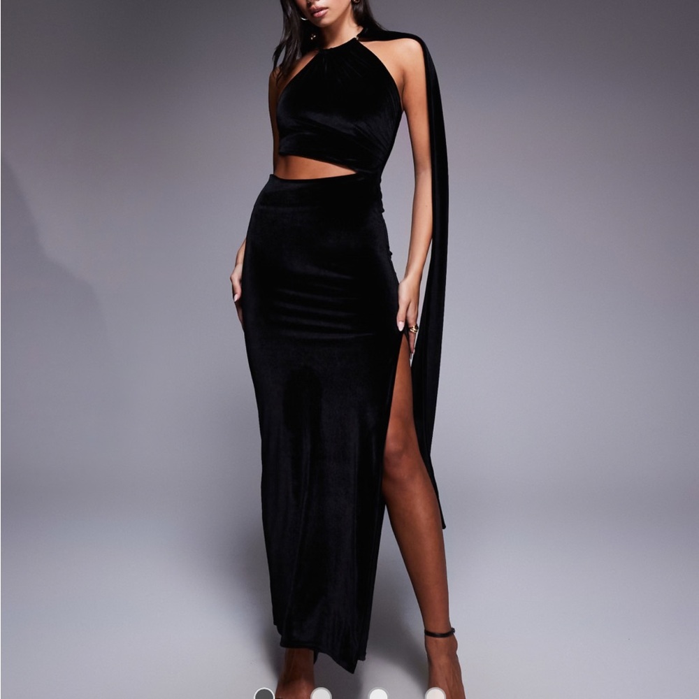 ASOS DESIGN halter neck drape maxi with gold tone neck - Picture 1 of 5